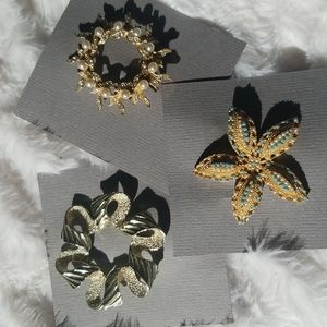 Set of three brooches/pin